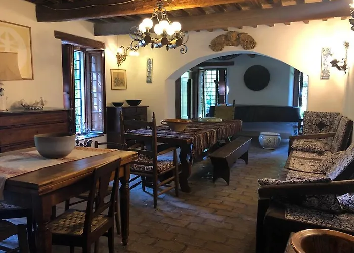 Casale Del Monte, Pesaro