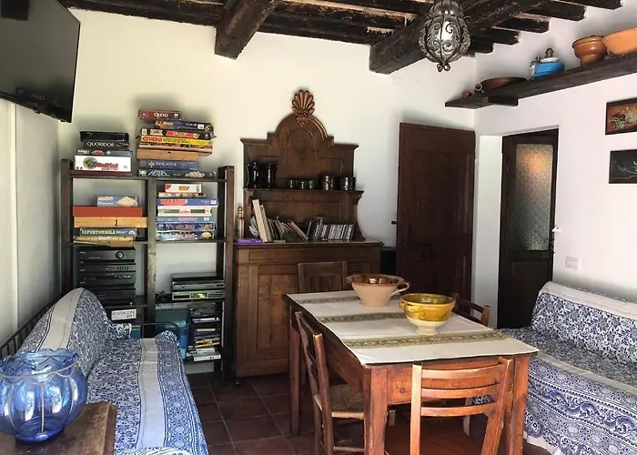 Casale Del Monte, Pesaro